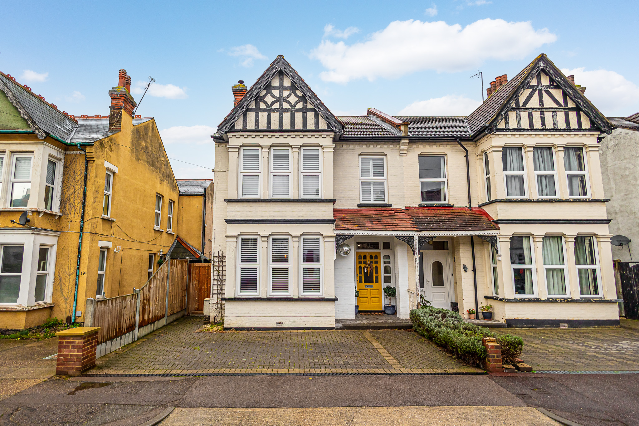 Elderton Road