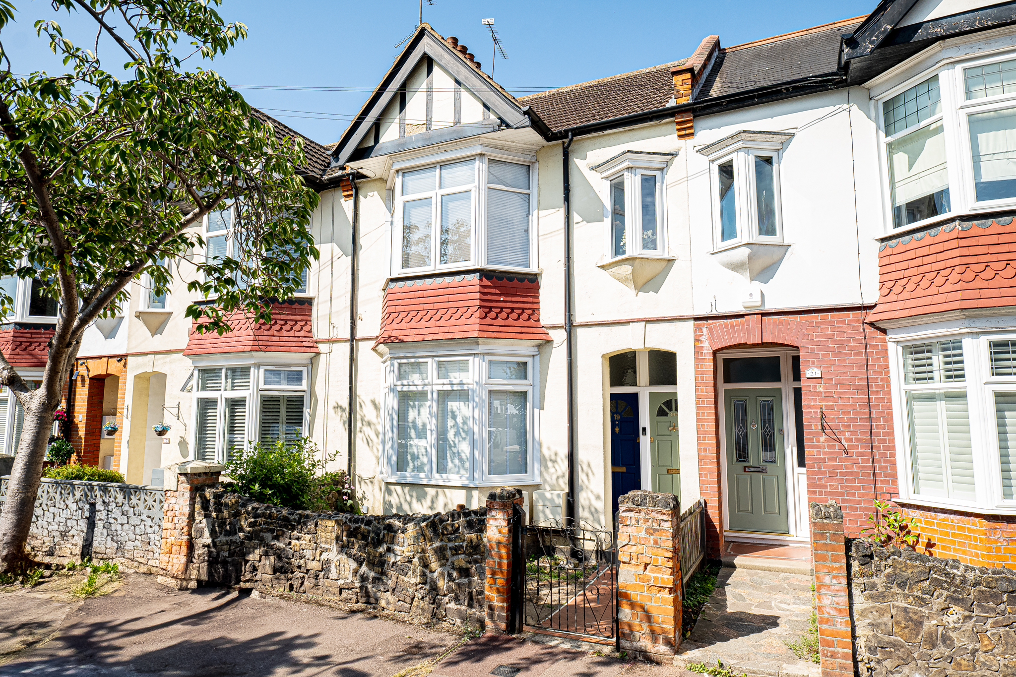 Rockleigh Avenue