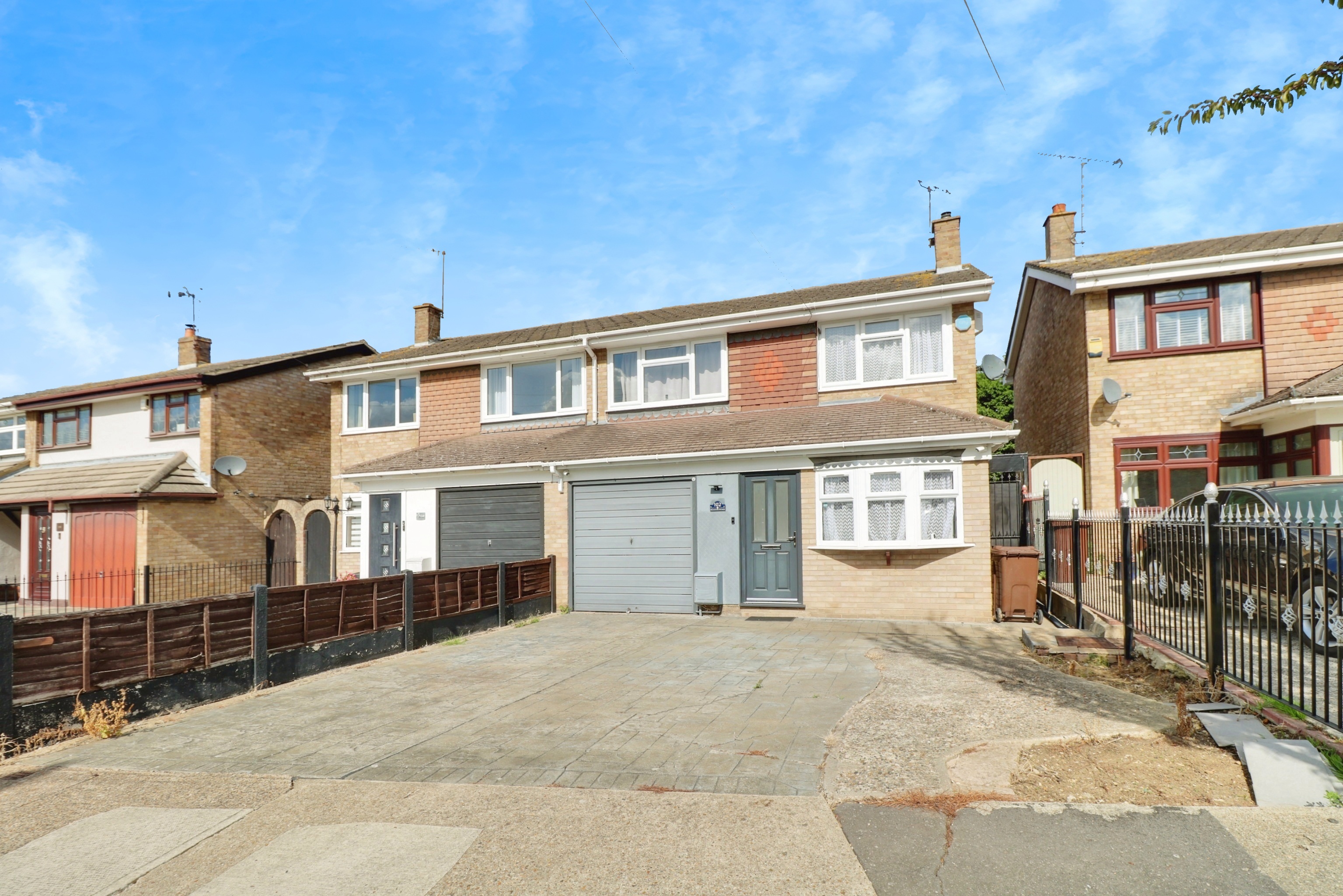 Woodside Avenue