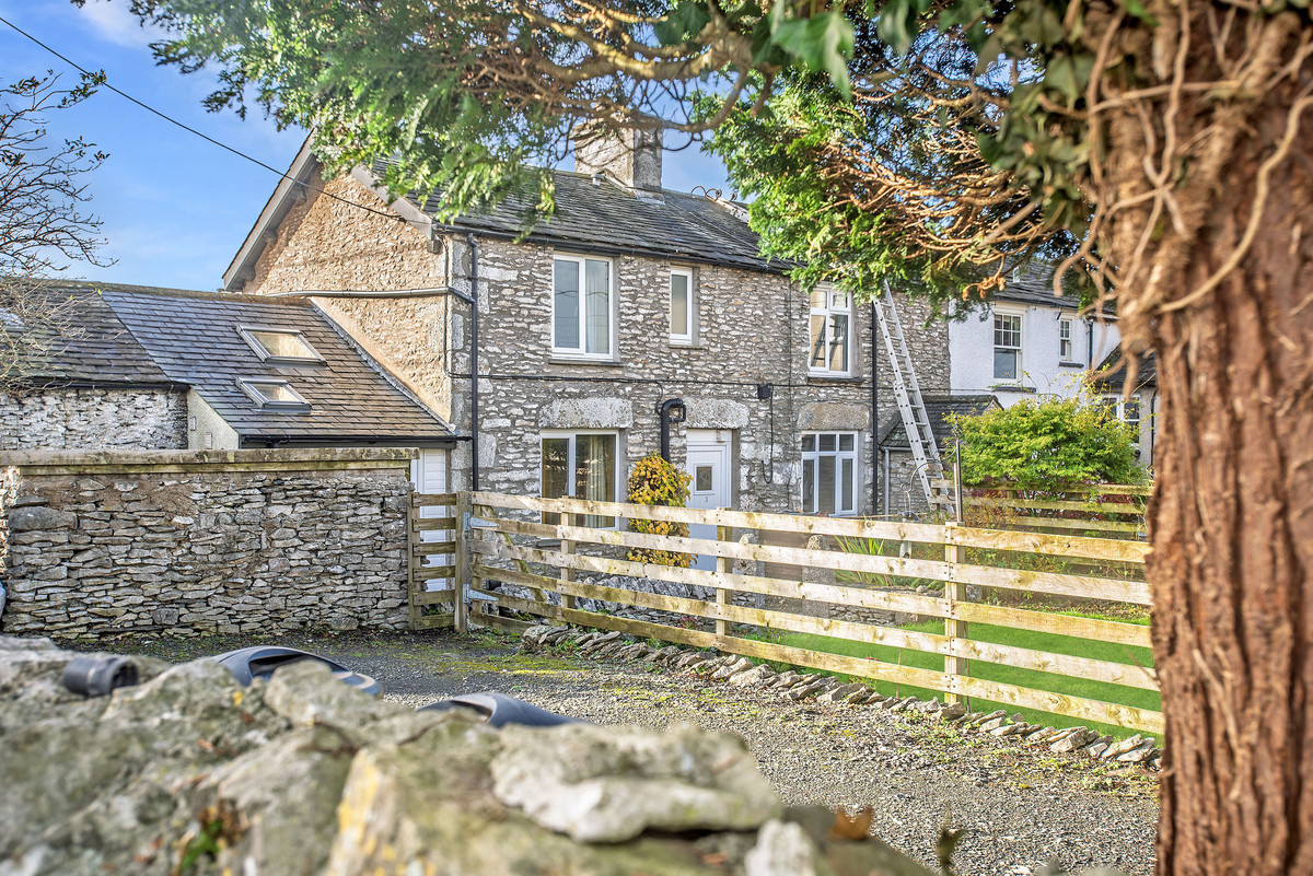 Property enquiry form background image