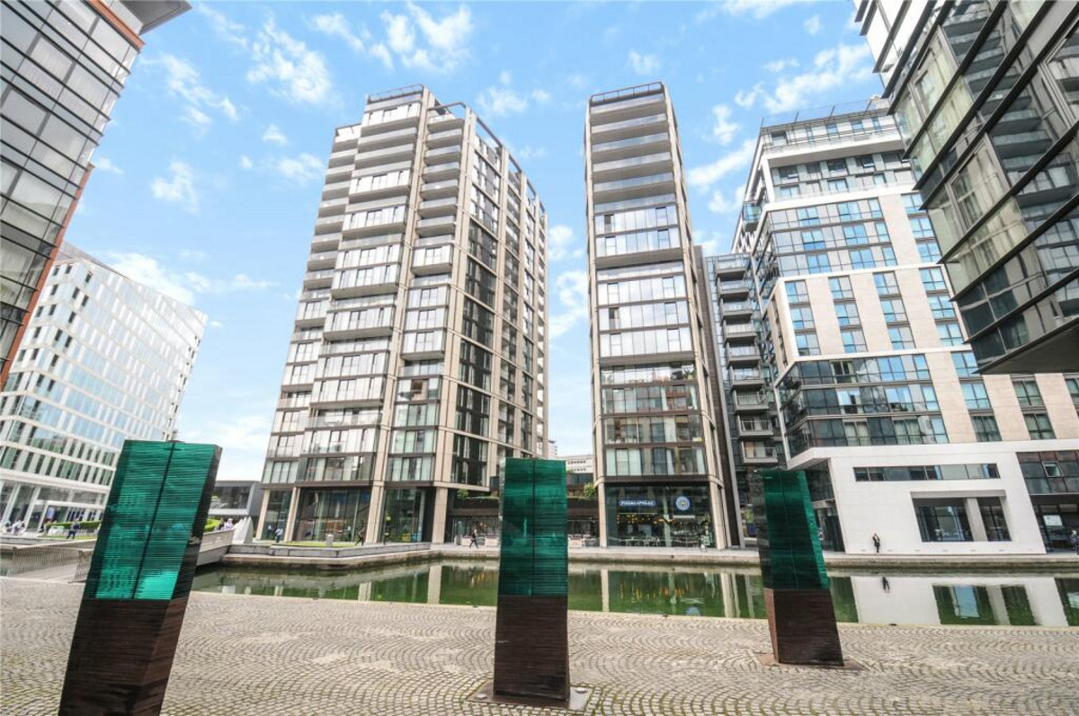 - Merchant Square, Paddington, W2