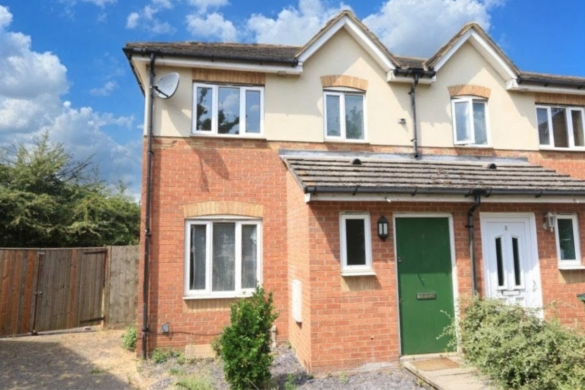 Property enquiry form background image