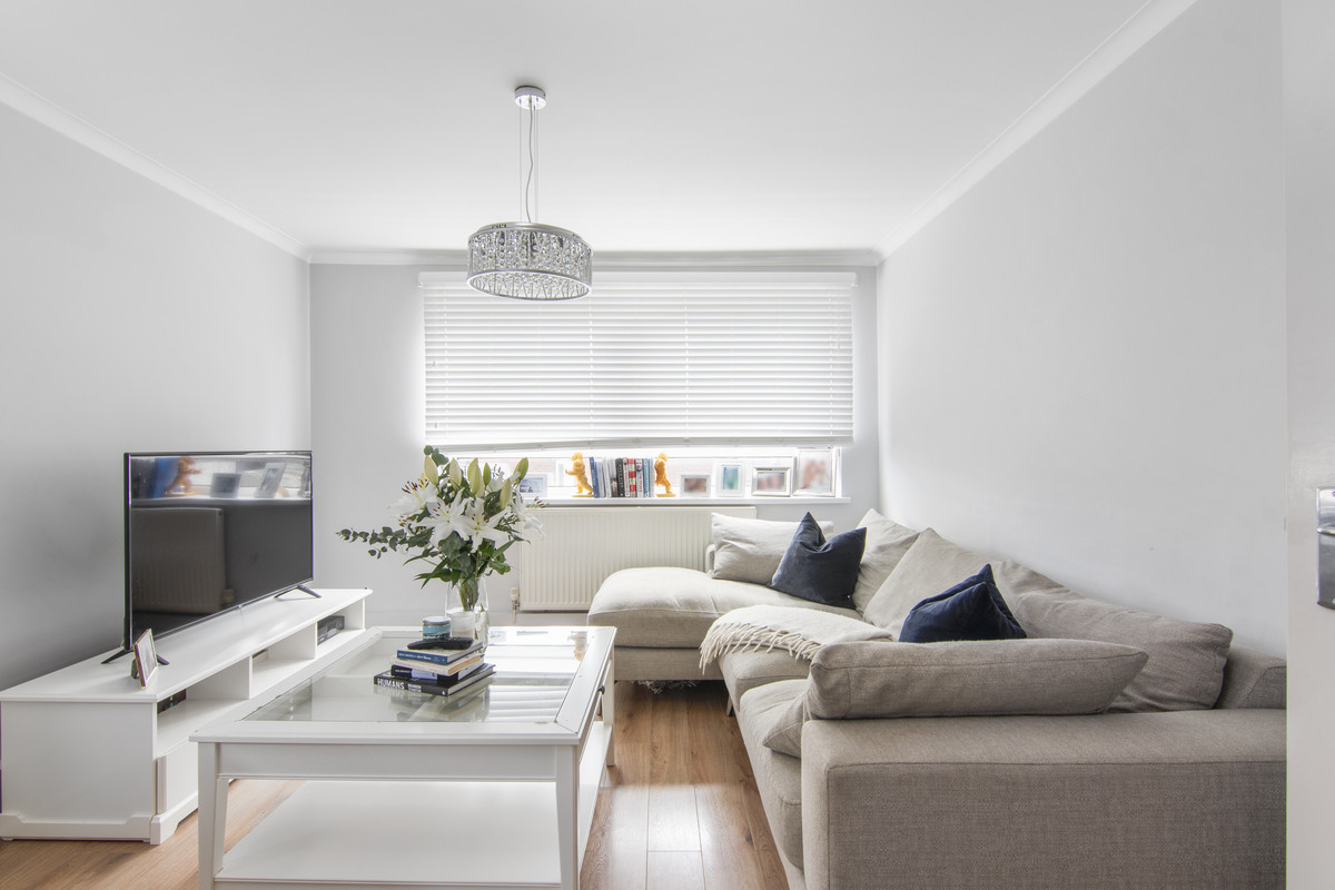 Lower Queens Road, Buckhurst Hill, IG9