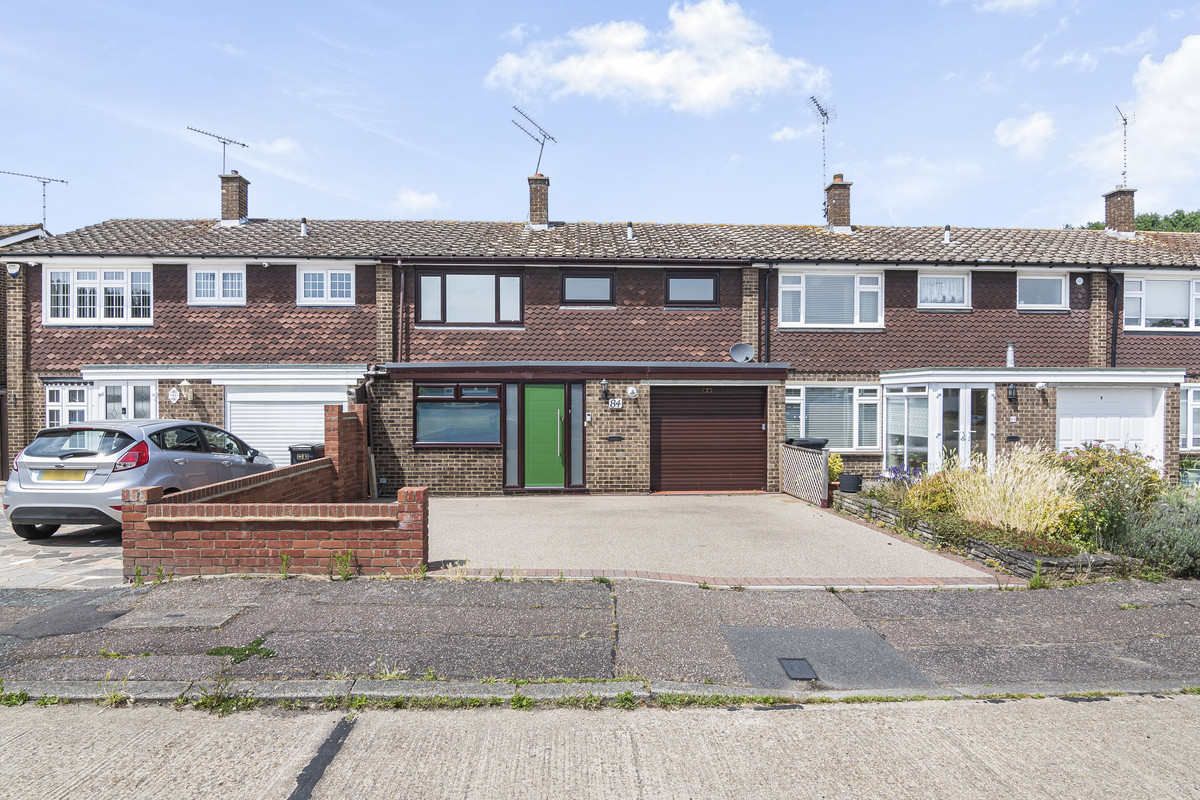 Pancroft, Abridge, RM4