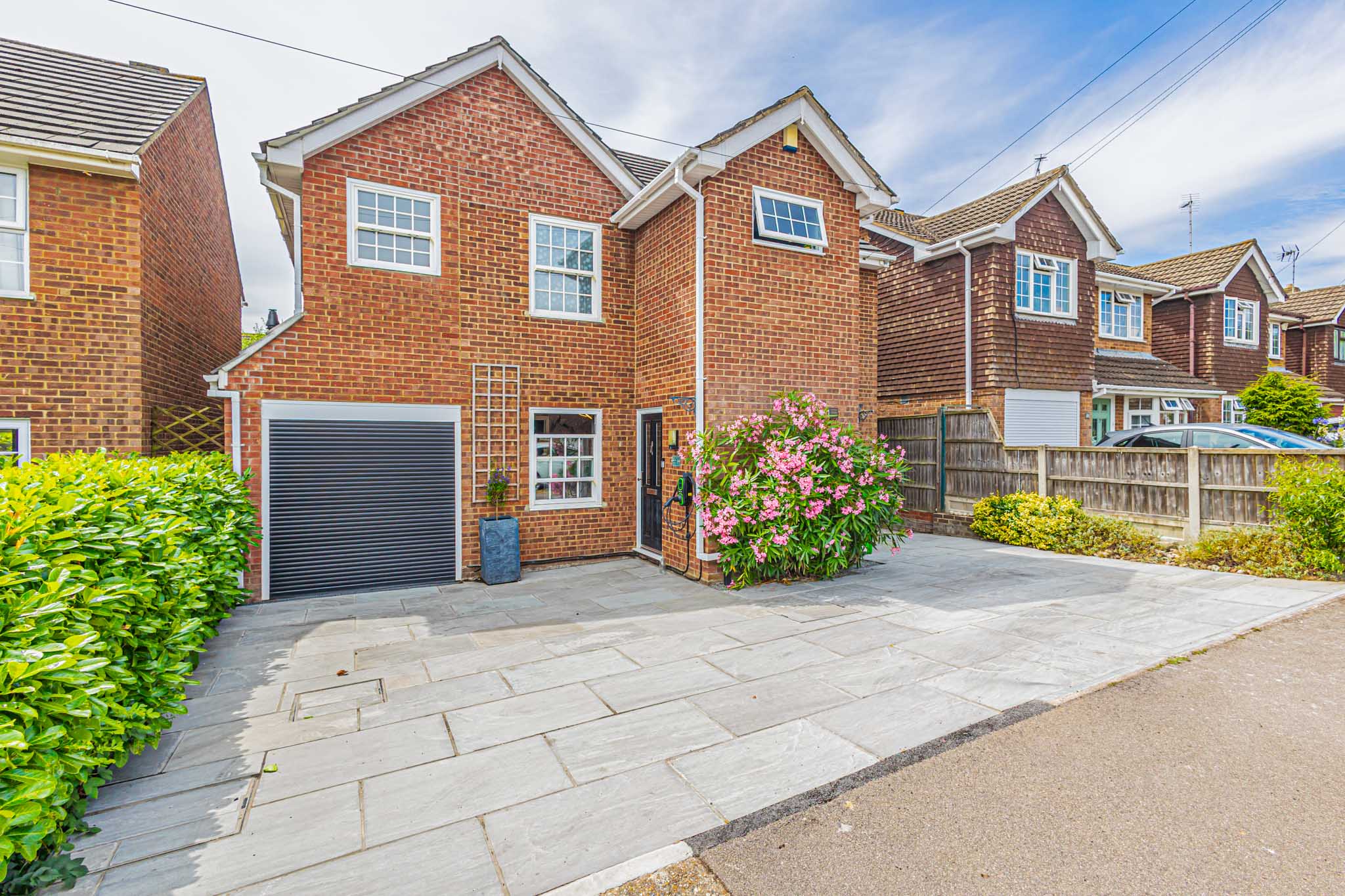 Knivet Close