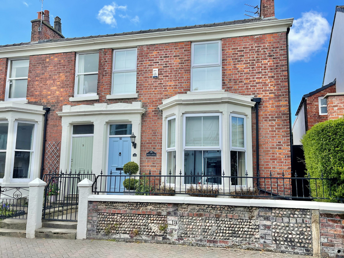 Property enquiry form background image