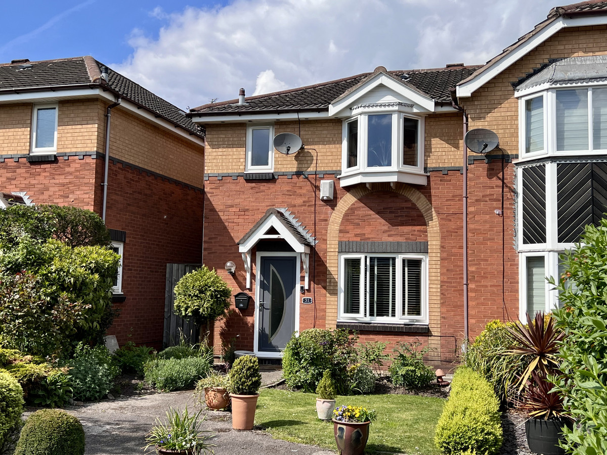 Property enquiry form background image