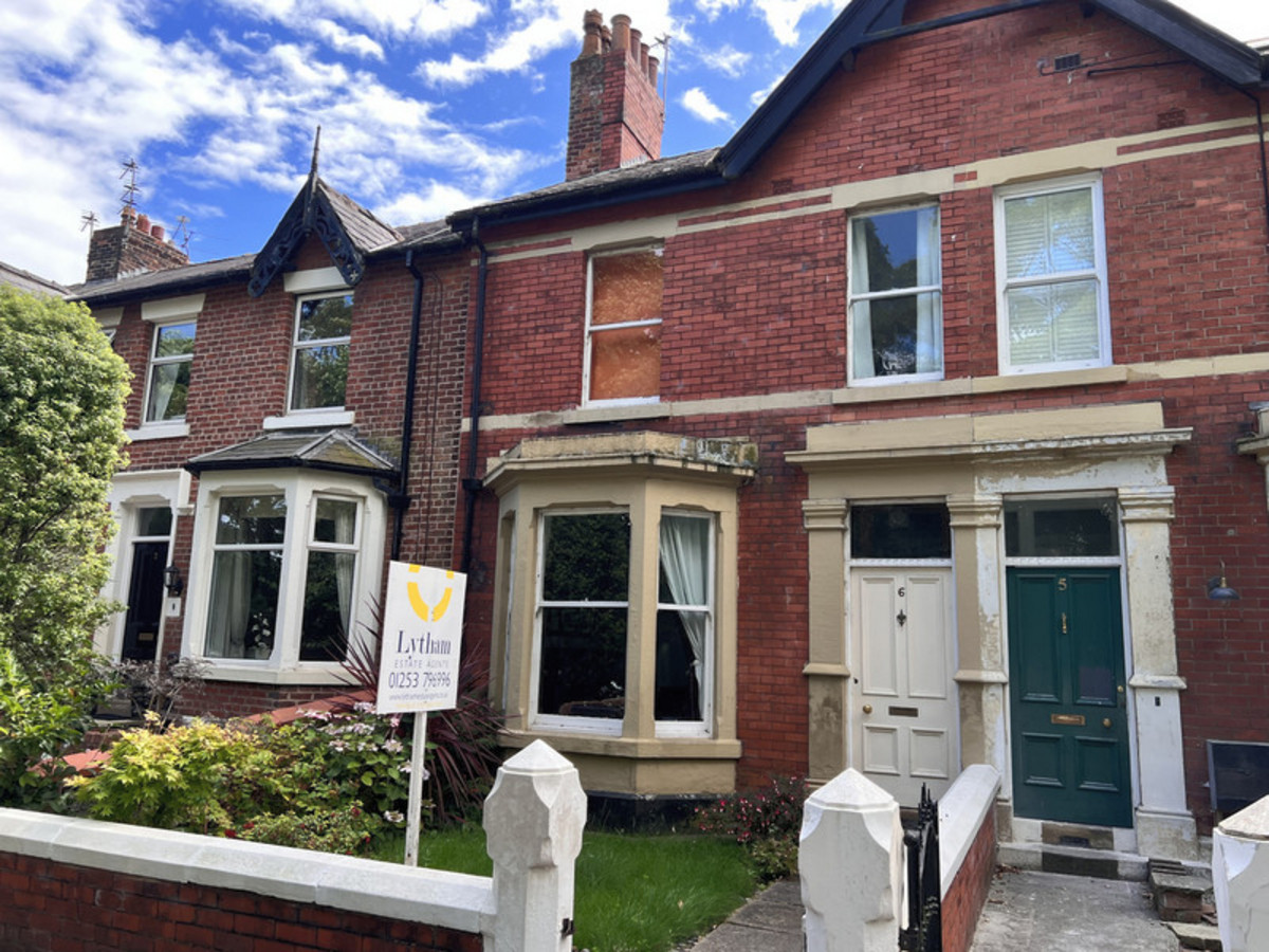 Property enquiry form background image