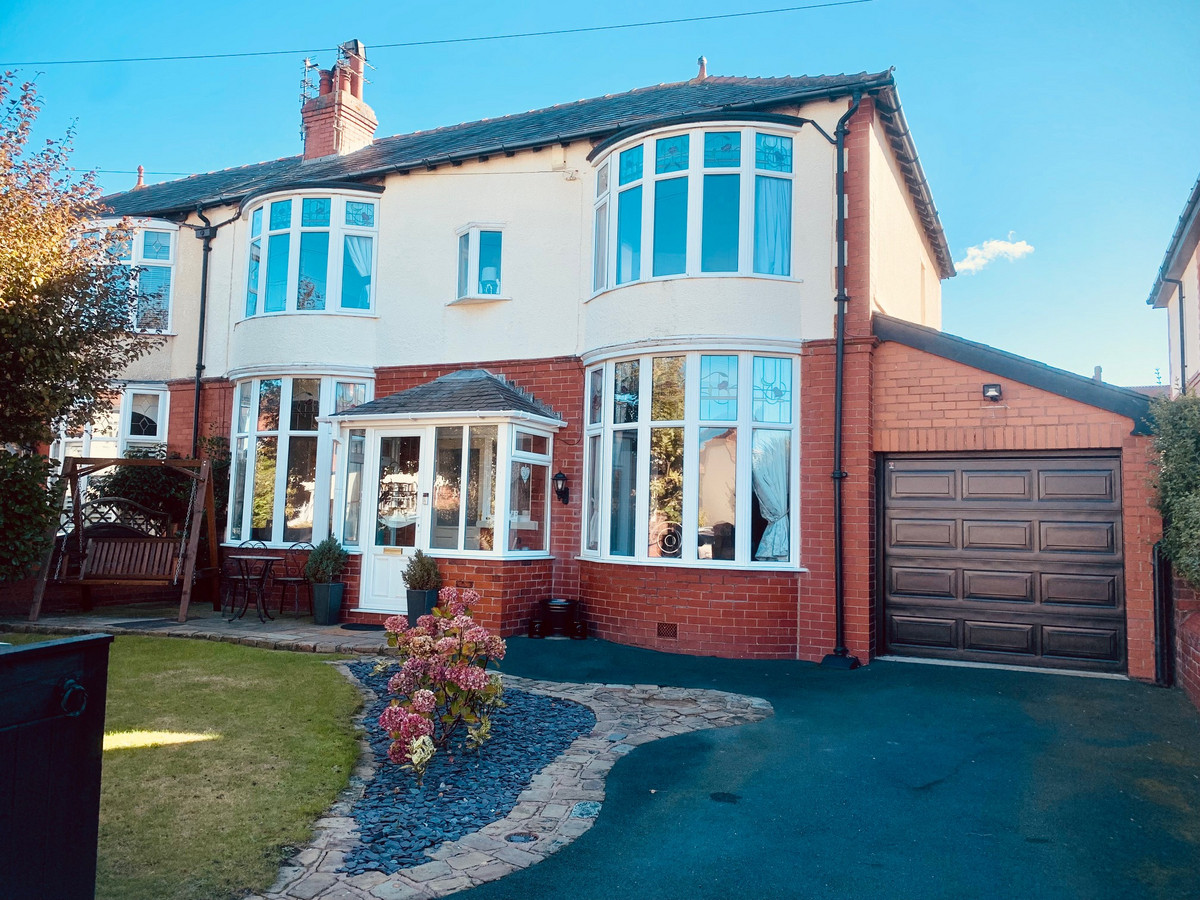 Property enquiry form background image