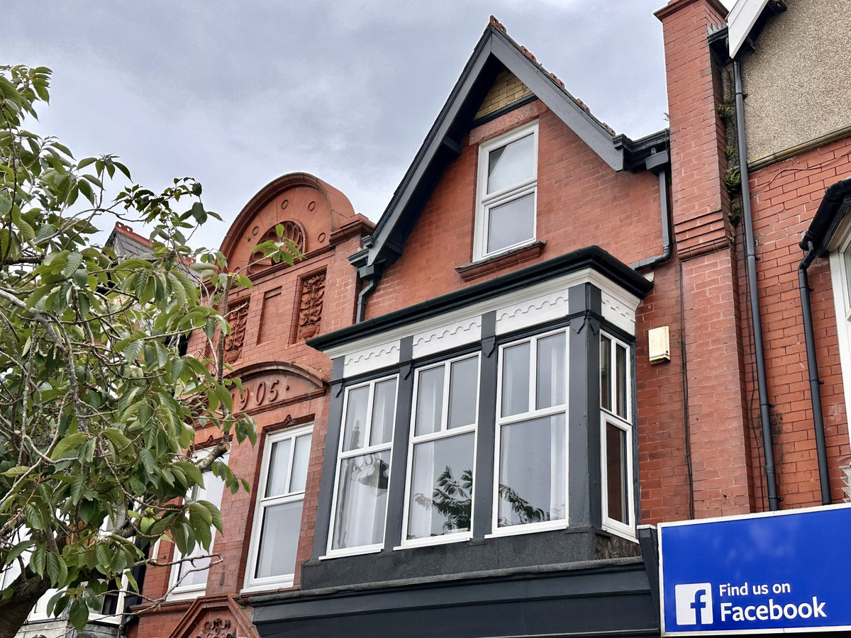 Property enquiry form background image