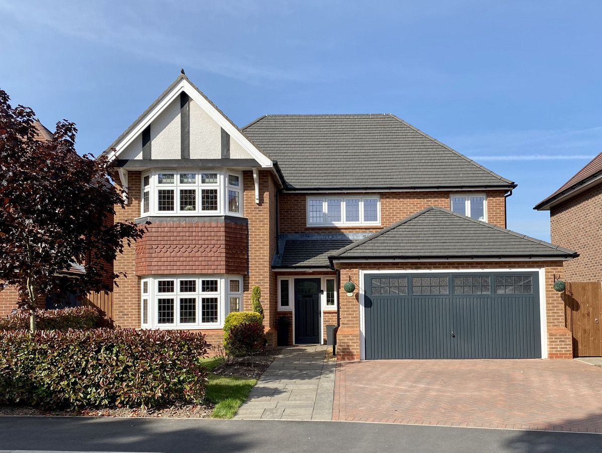 Property enquiry form background image