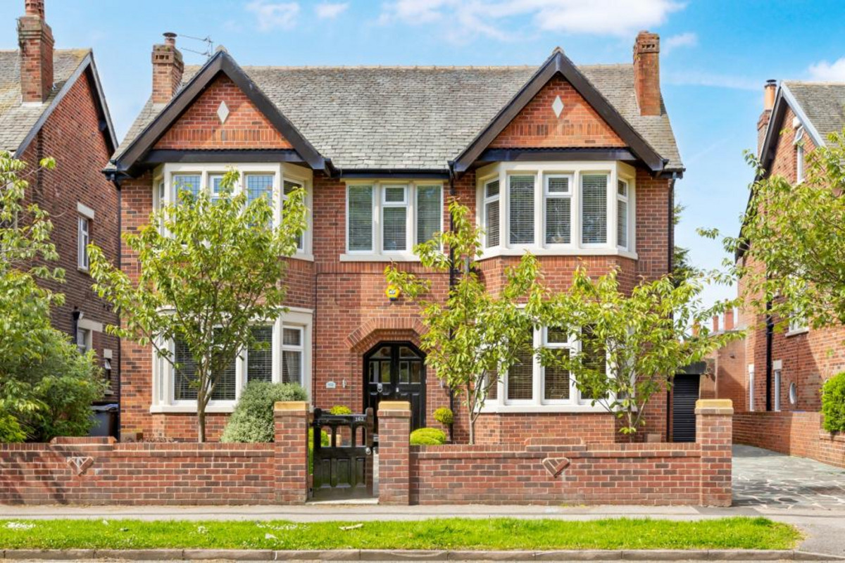 Property enquiry form background image