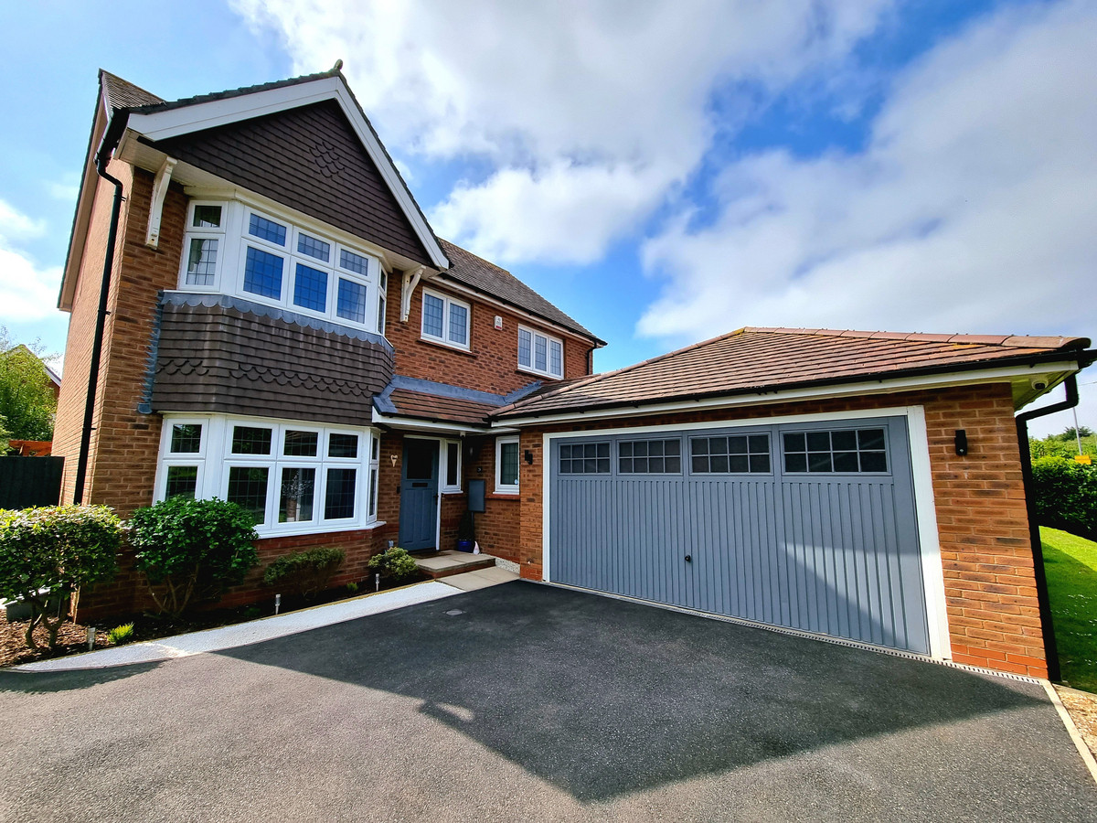 Property enquiry form background image