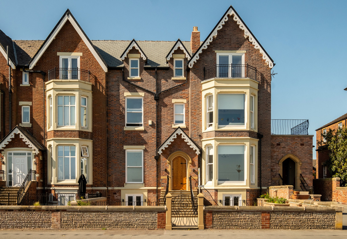 Property enquiry form background image