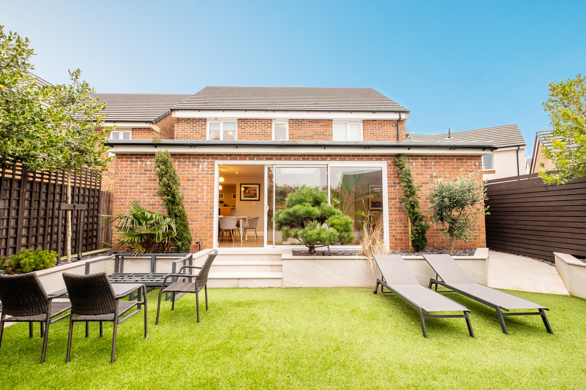 Property enquiry form background image