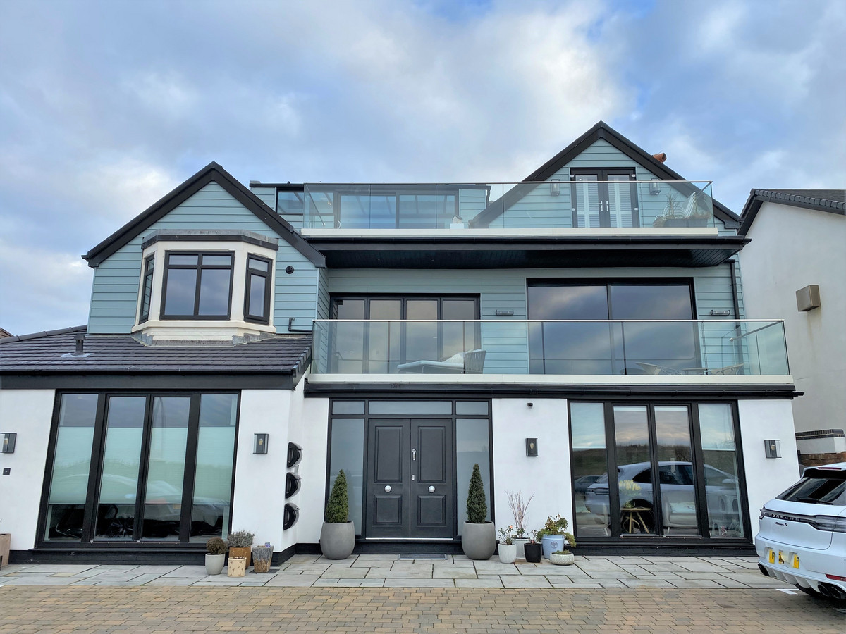 Property enquiry form background image