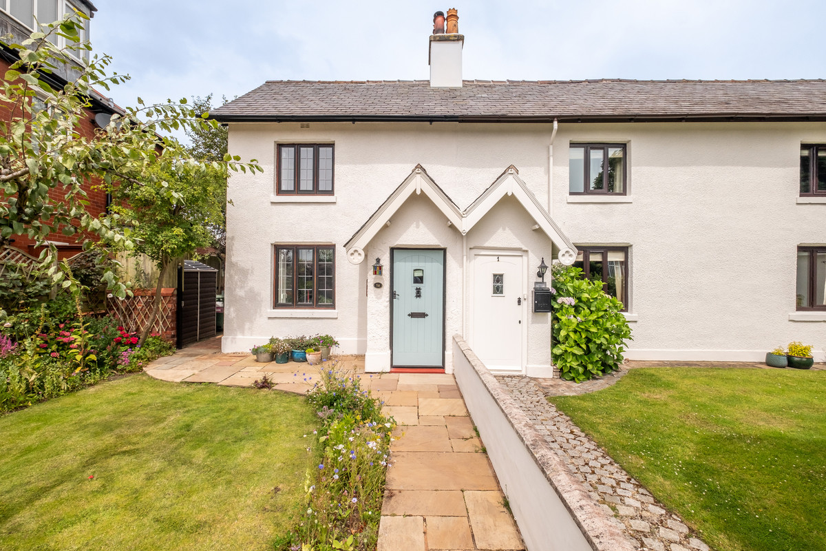 Property enquiry form background image