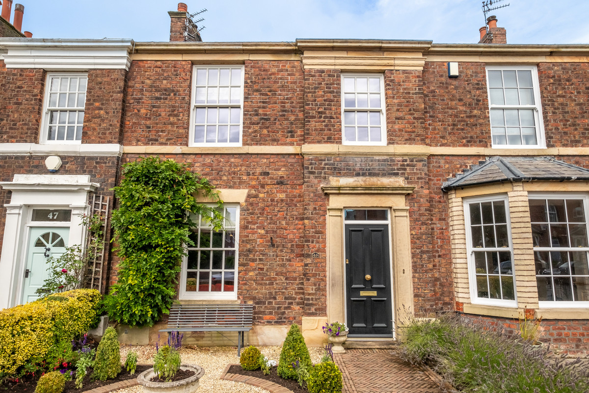 Property enquiry form background image