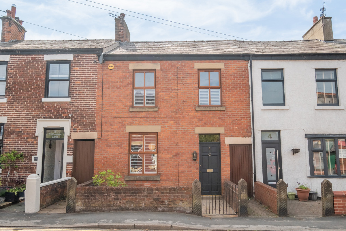 Property enquiry form background image