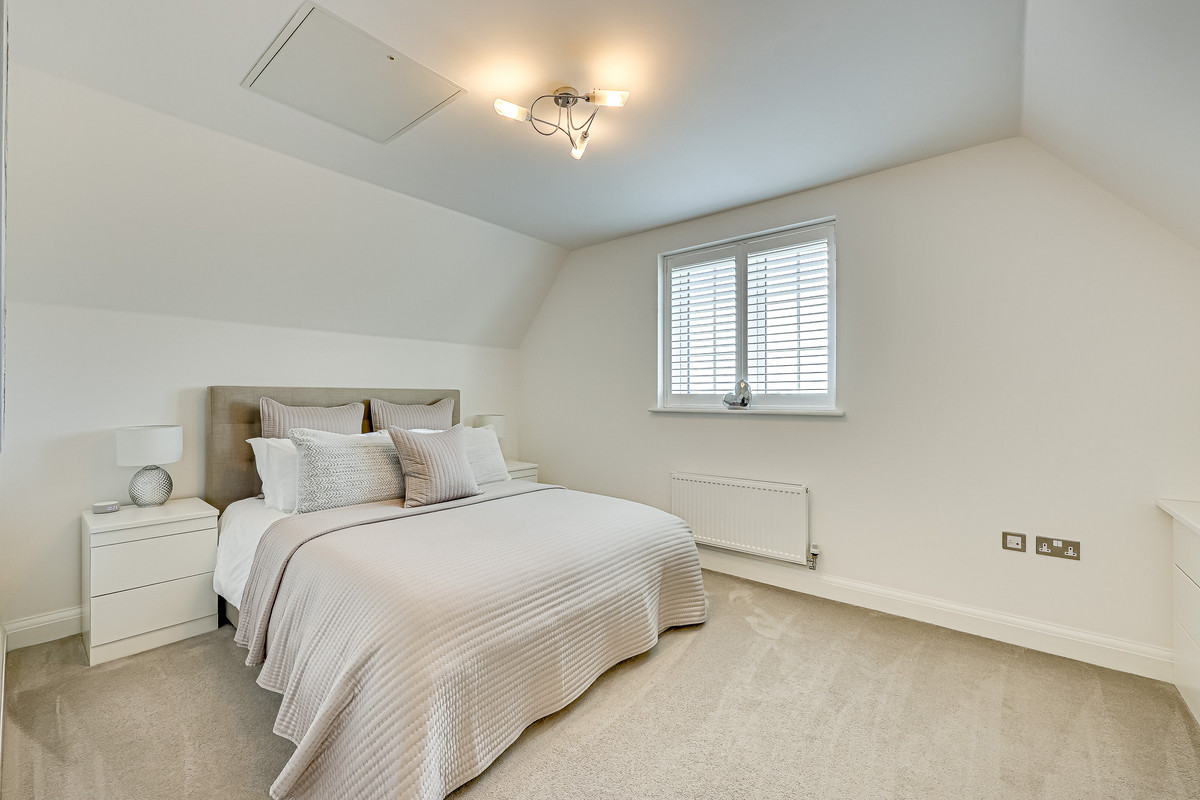 elizabeth-gardens-rochford-ss4