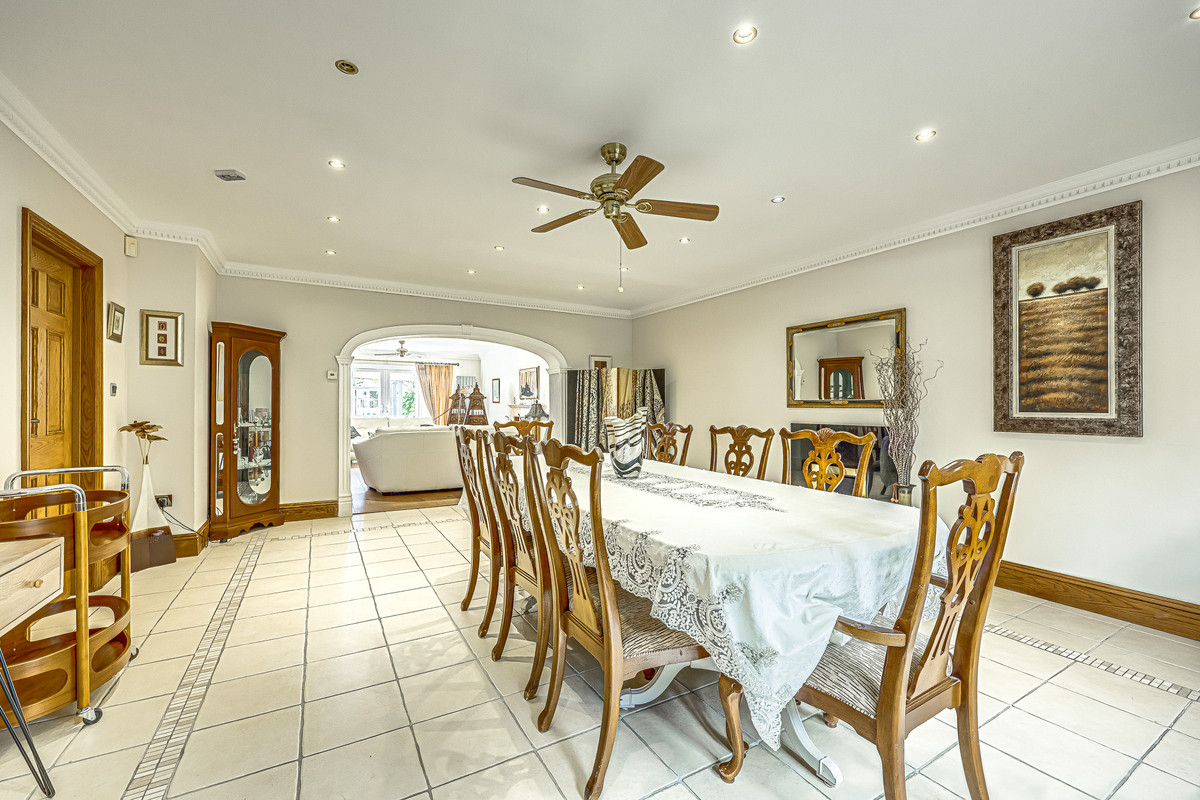 thorpe-hall-avenue-southend-on-sea-ss1