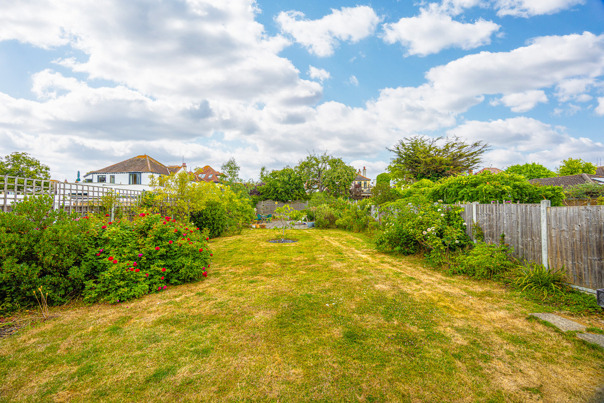 chalkwell-esplanade-westcliff-on-sea-ss0-3