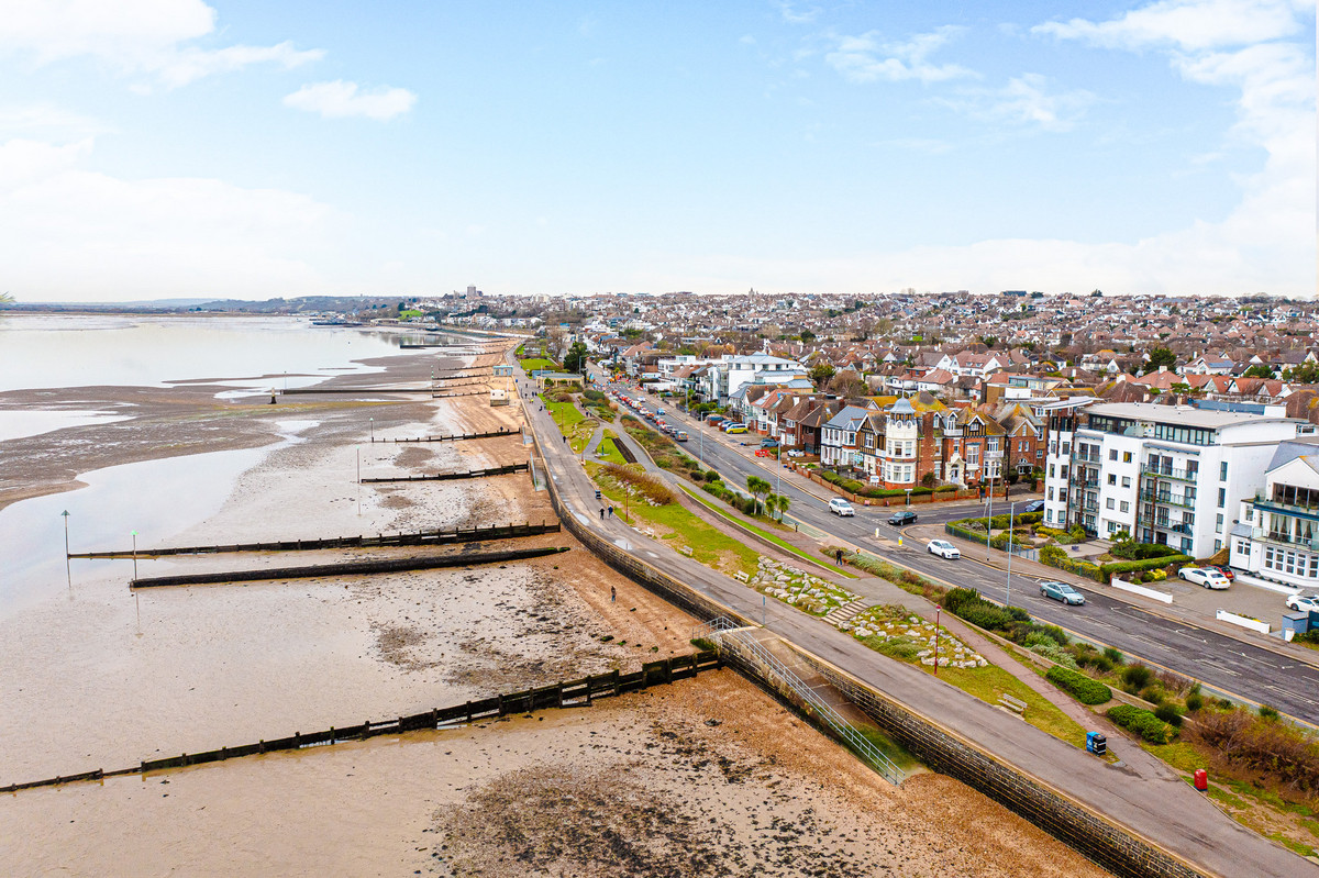 chalkwell-esplanade-westcliff-on-sea-ss0-3
