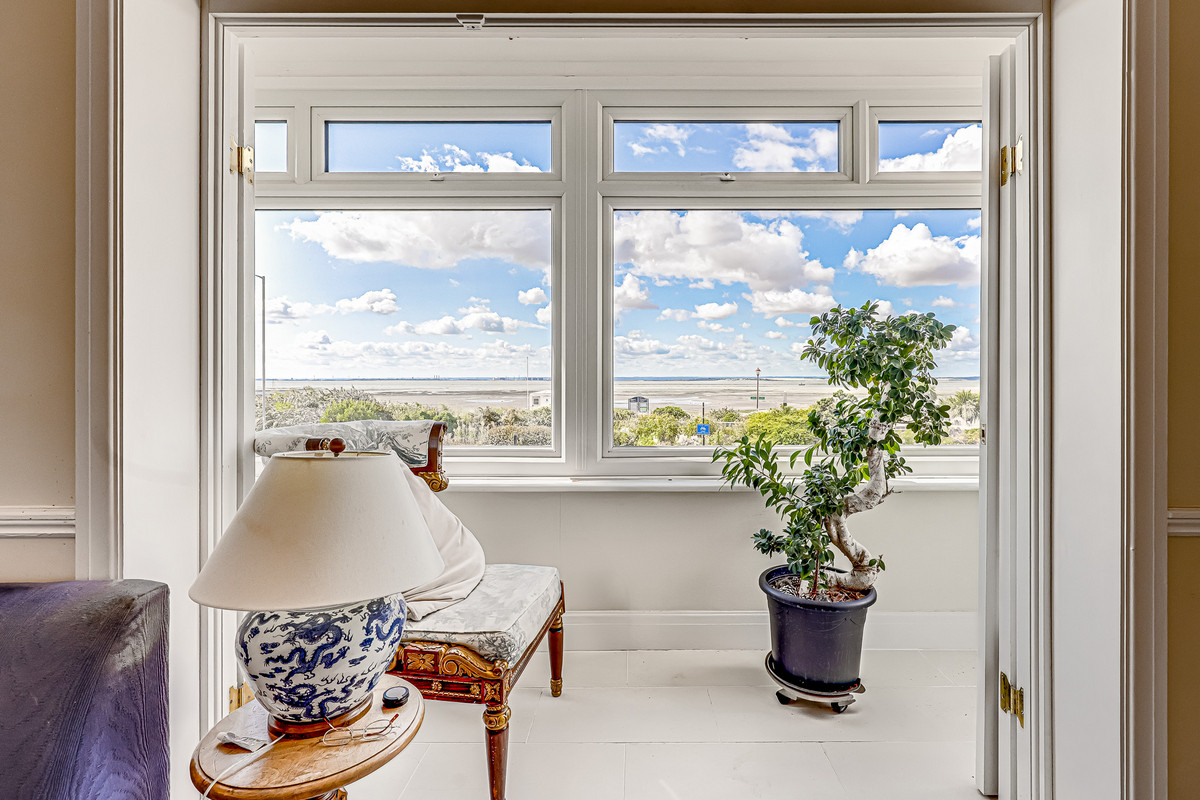 chalkwell-esplanade-westcliff-on-sea-ss0-3