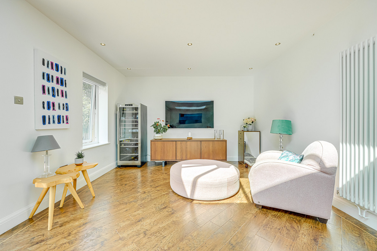 woodside-leigh-on-sea-ss9-1