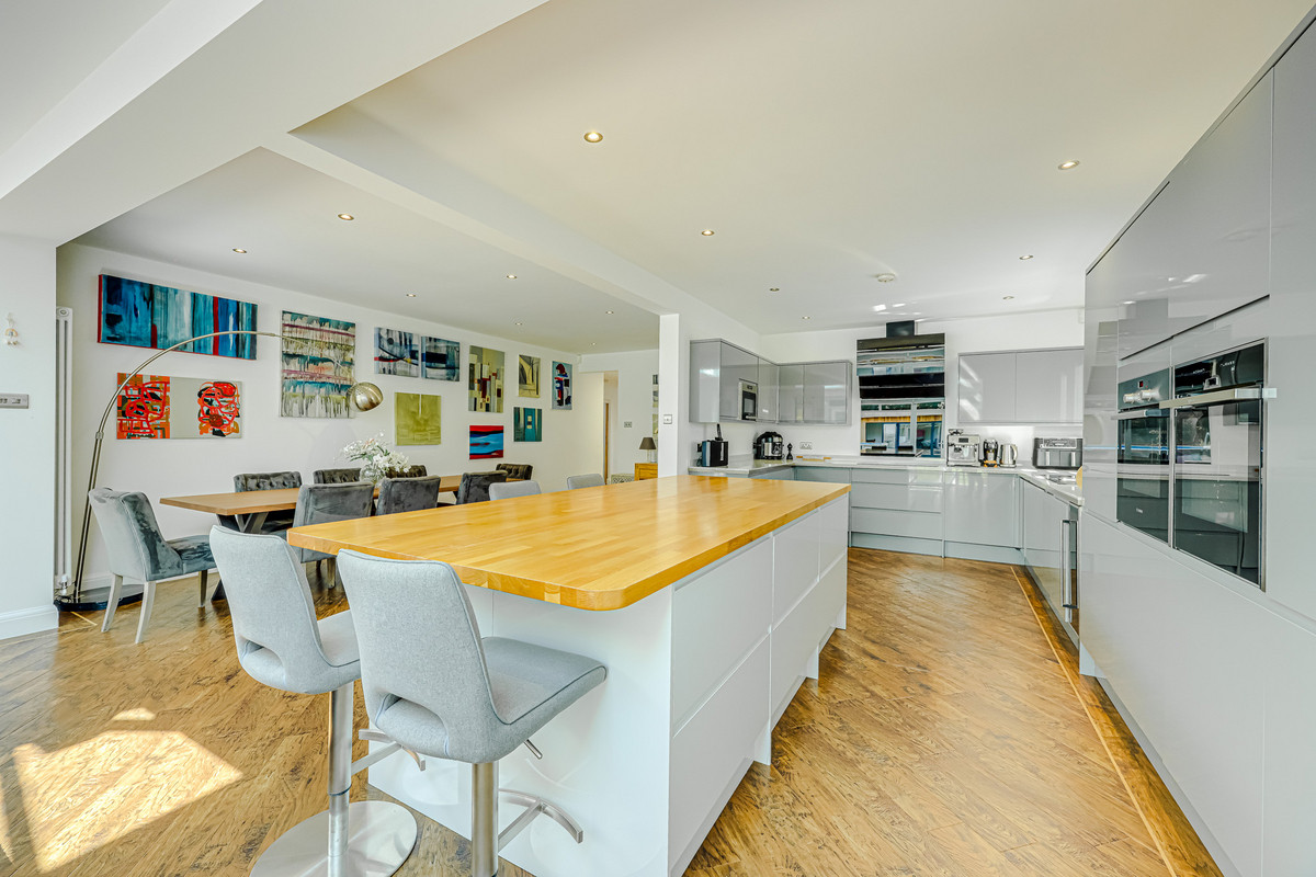 woodside-leigh-on-sea-ss9-1