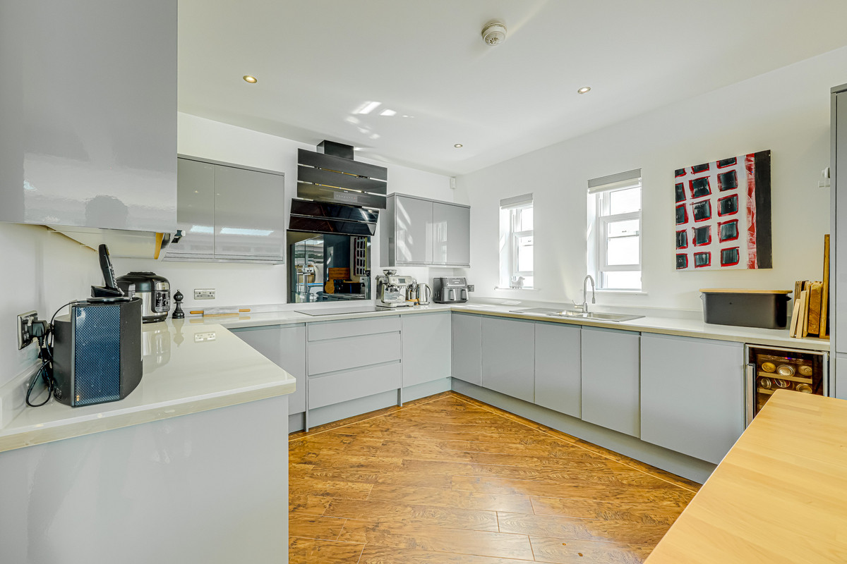 woodside-leigh-on-sea-ss9-1