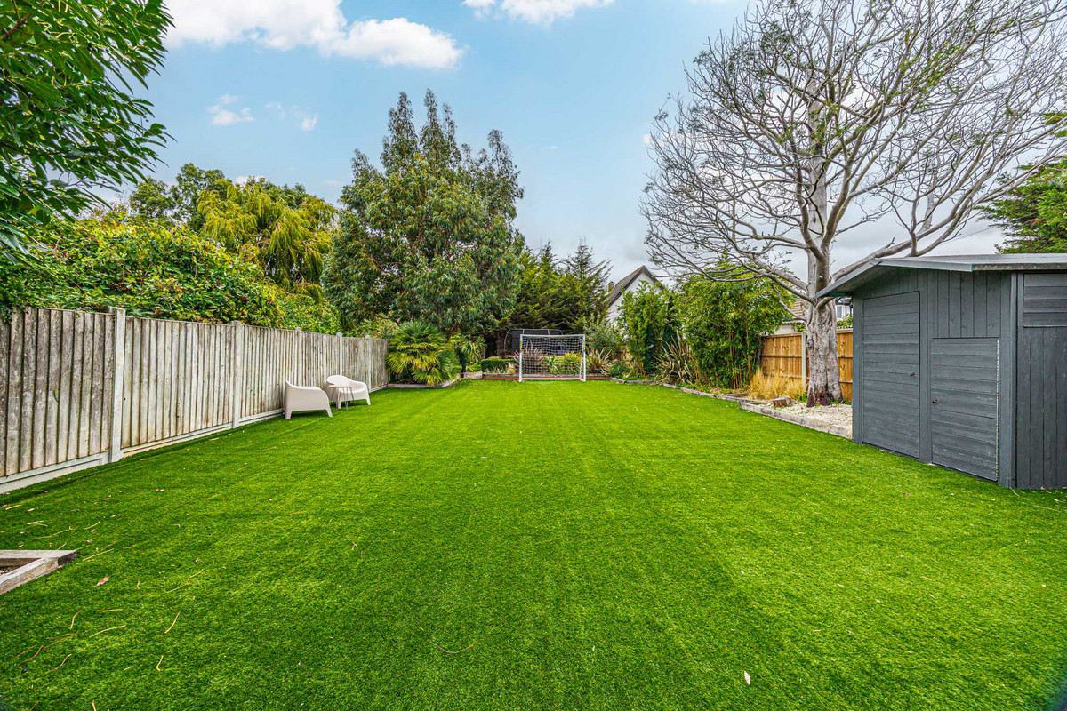 imperial-avenue-westcliff-on-sea-ss0-1