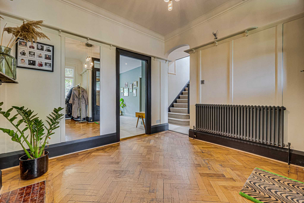 imperial-avenue-westcliff-on-sea-ss0-1
