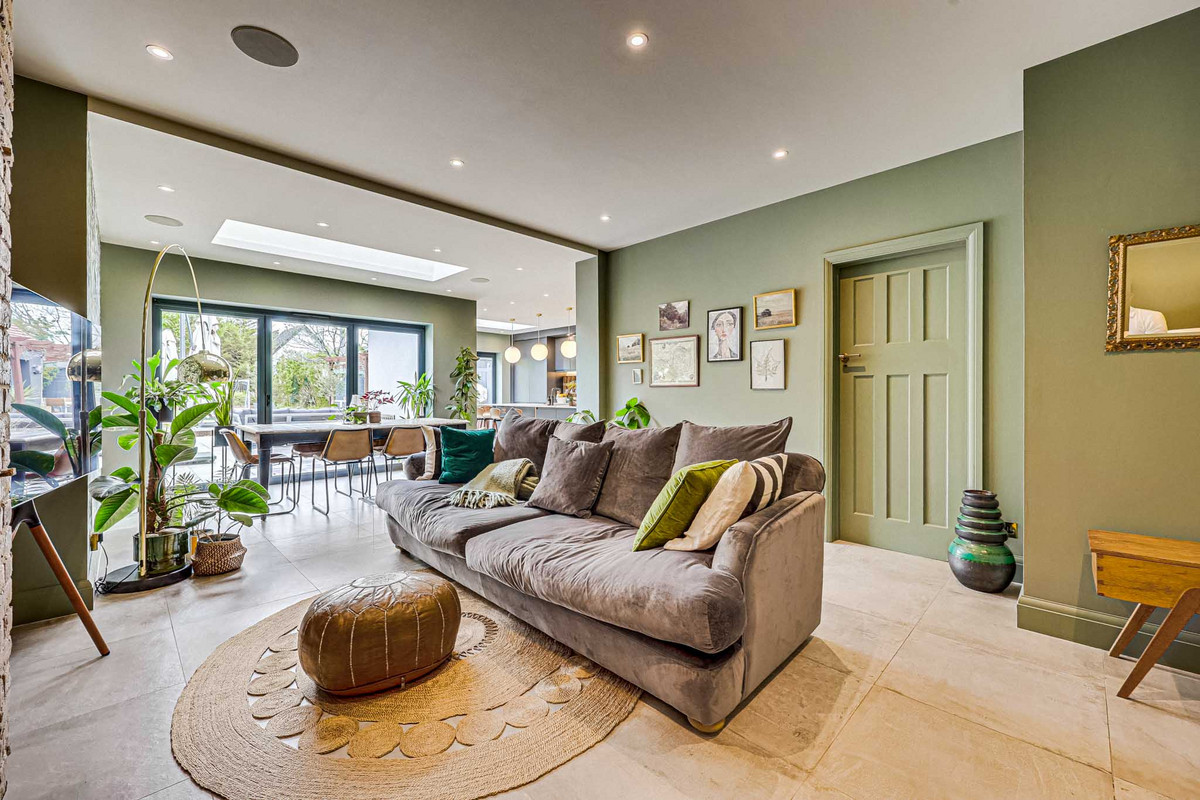 imperial-avenue-westcliff-on-sea-ss0-1