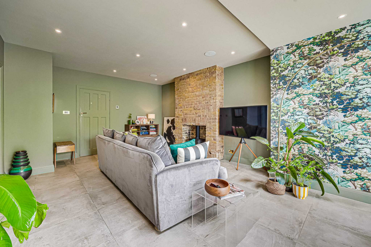 imperial-avenue-westcliff-on-sea-ss0-1