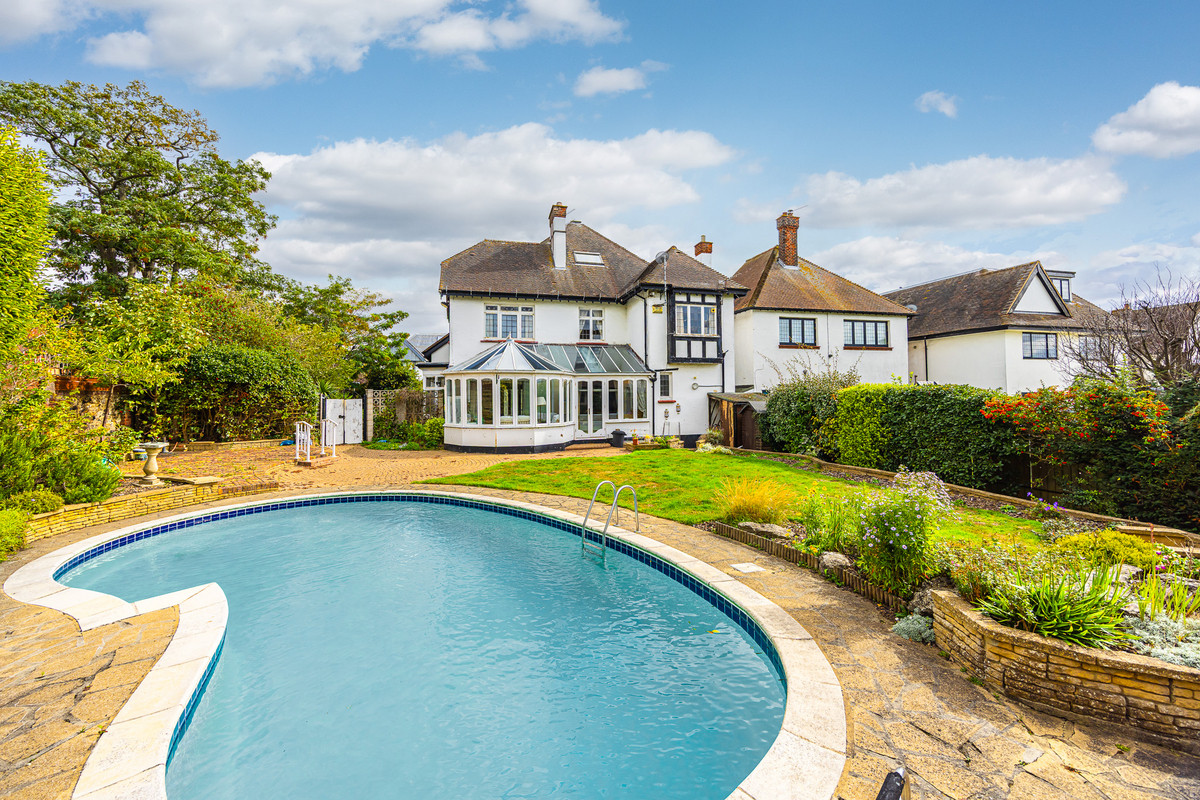 seymour-road-westcliff-on-sea-ss0-1