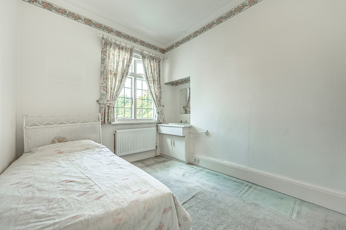 seymour-road-westcliff-on-sea-ss0-1