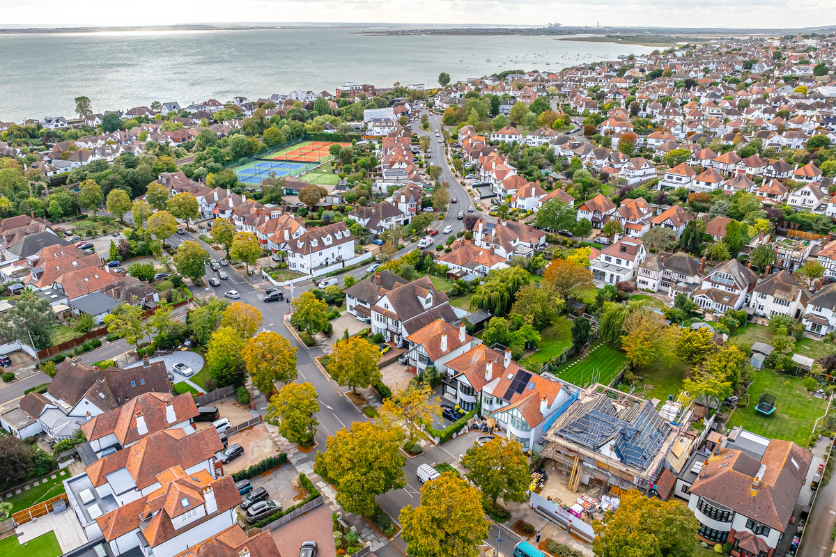 chalkwell-avenue-westcliff-on-sea-ss0