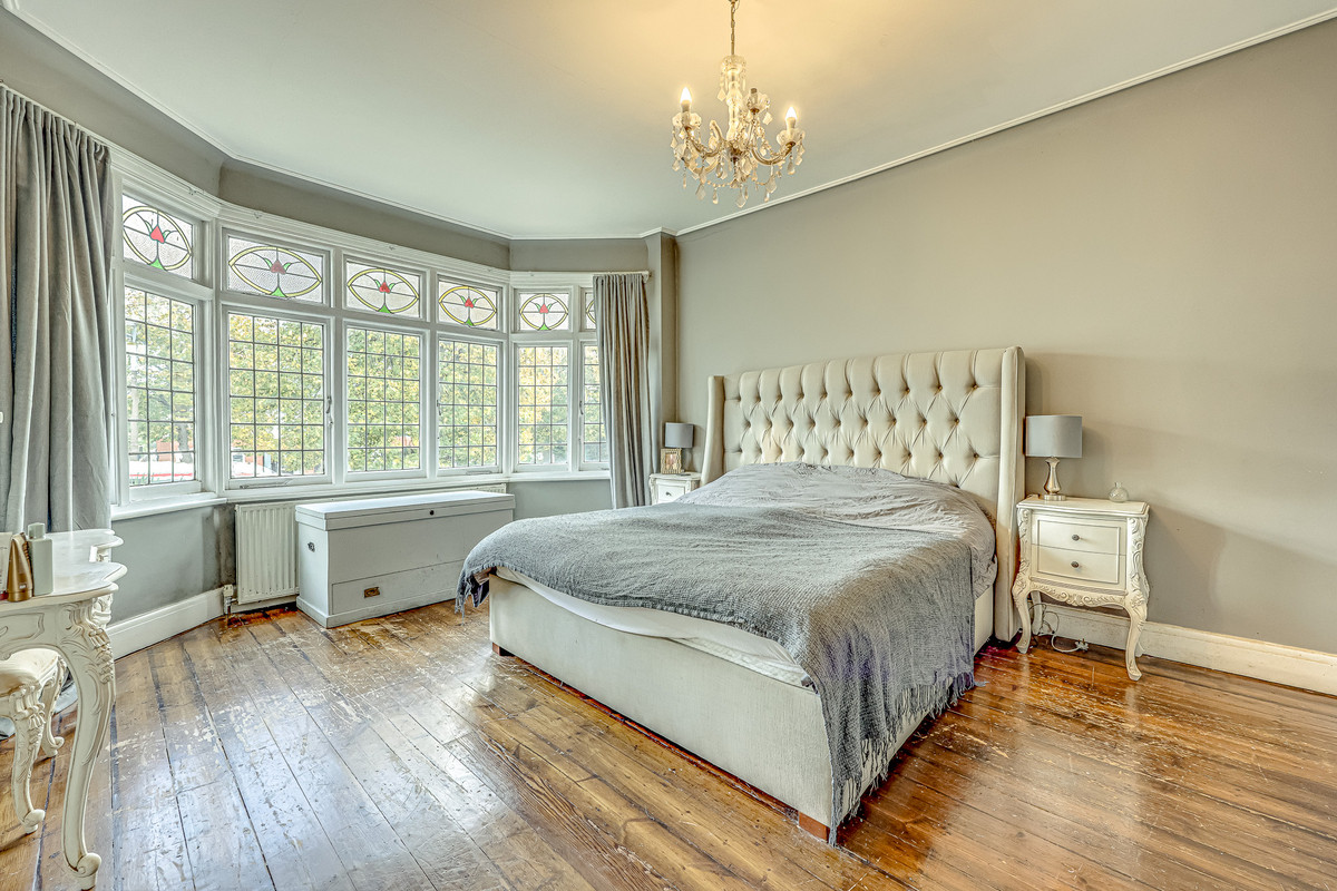 chalkwell-avenue-westcliff-on-sea-ss0