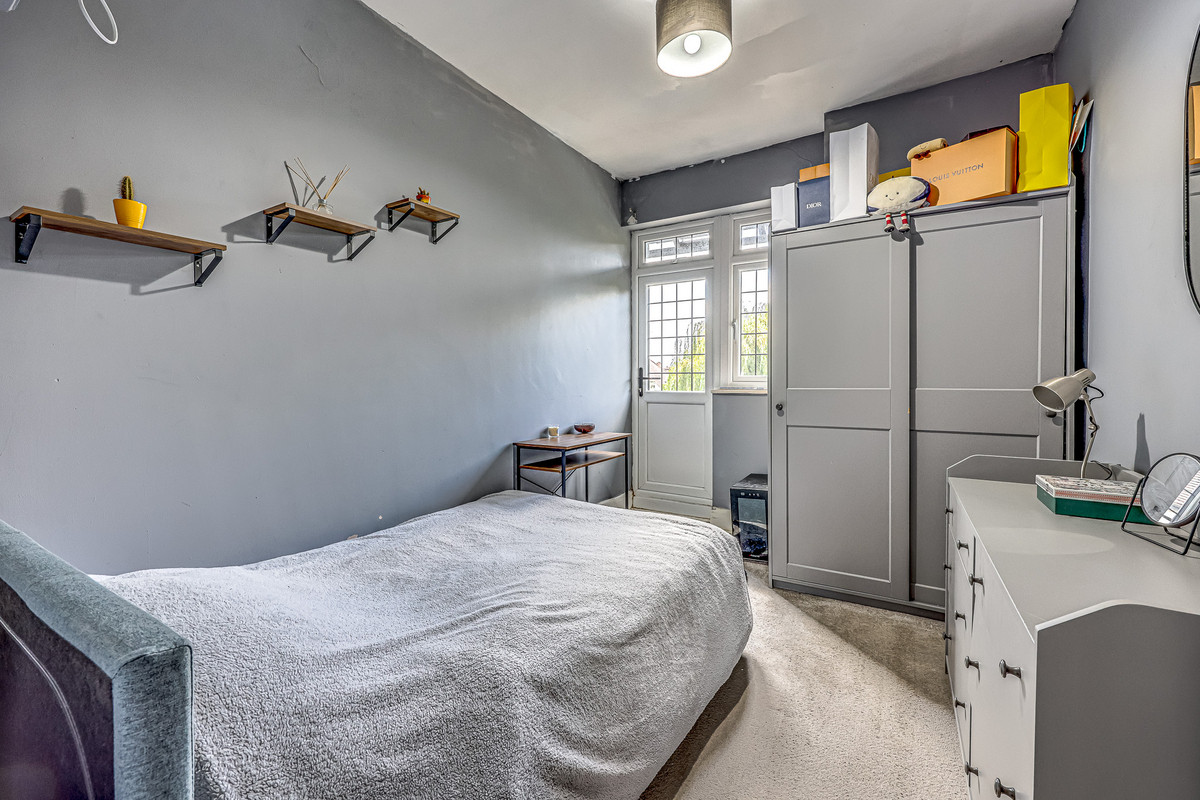 chalkwell-avenue-westcliff-on-sea-ss0