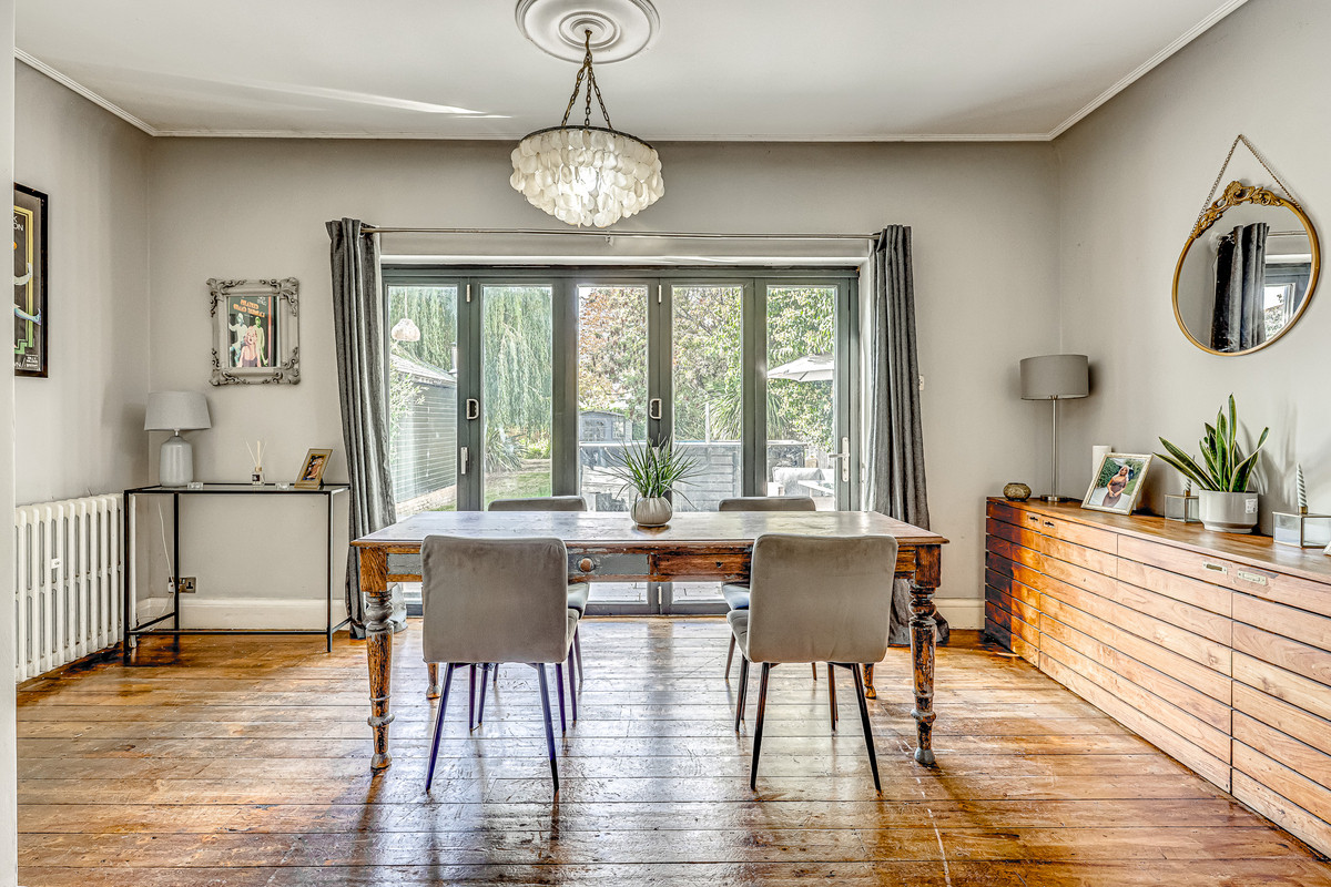chalkwell-avenue-westcliff-on-sea-ss0