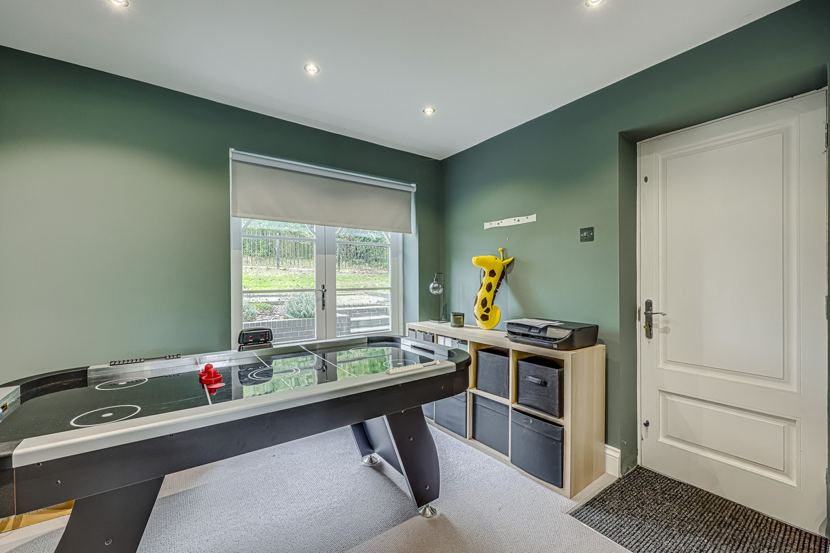 vicarage-hill-benfleet-ss7-3