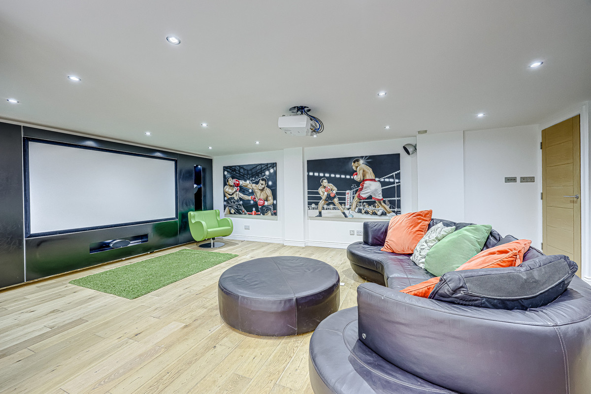 bowers-road-benfleet-ss7-1