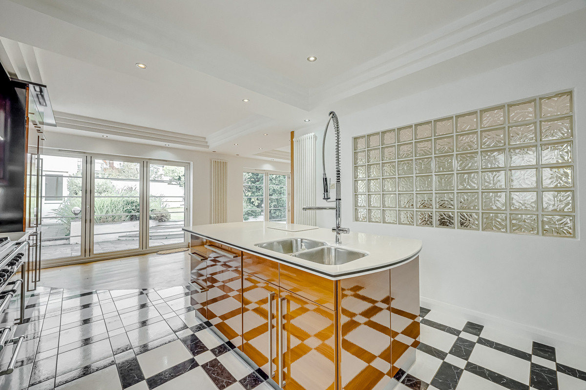 second-avenue-westcliff-on-sea-ss0