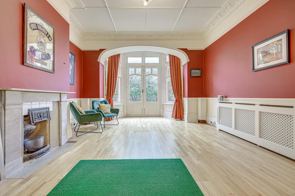 imperial-avenue-westcliff-on-sea-ss0-2