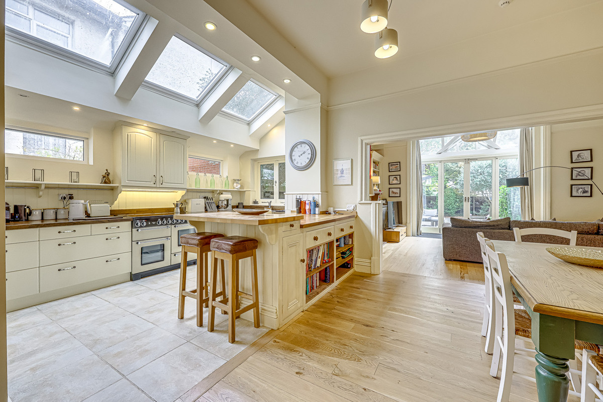 imperial-avenue-westcliff-on-sea-ss0-2
