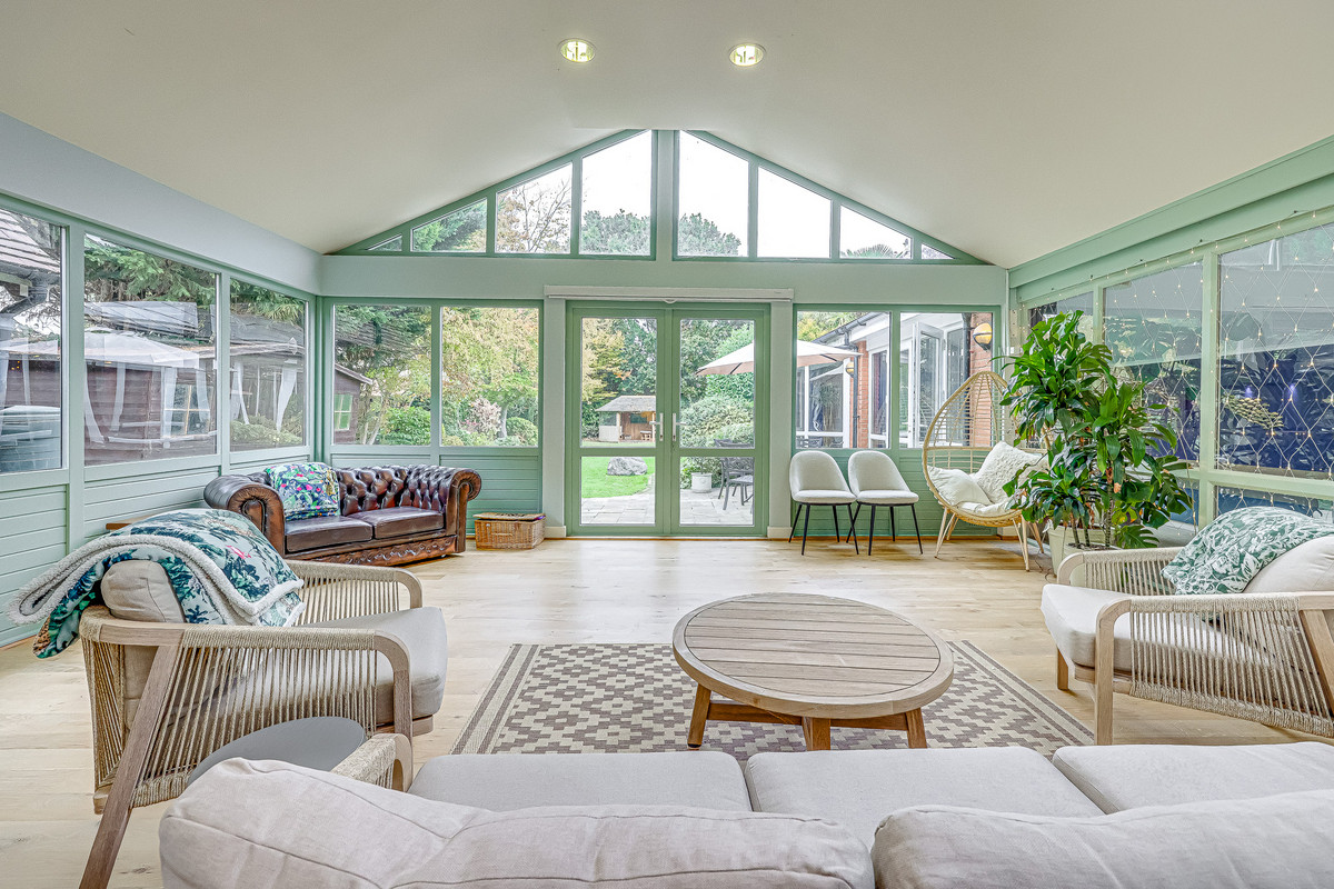 imperial-avenue-westcliff-on-sea-ss0-2