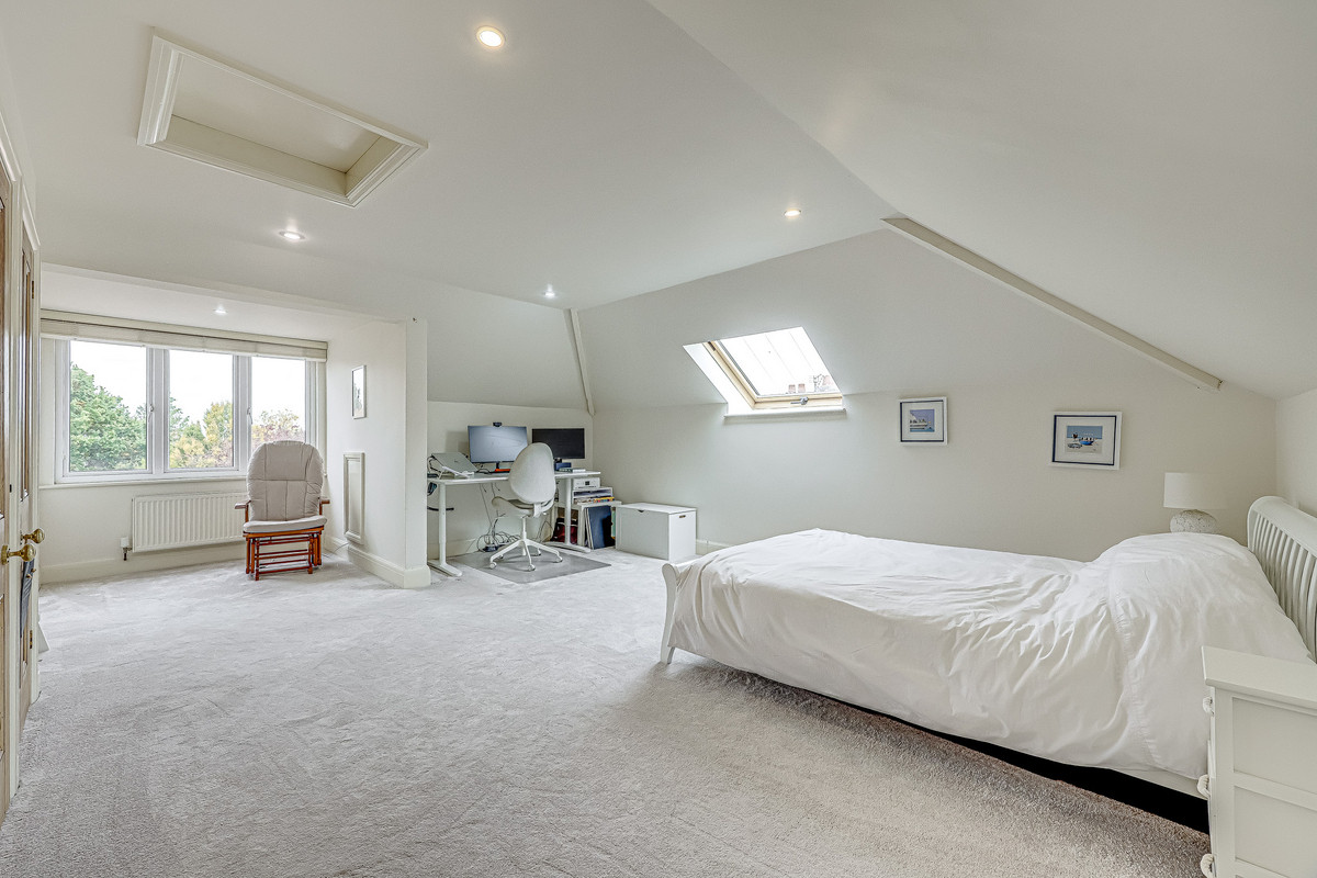 imperial-avenue-westcliff-on-sea-ss0-2