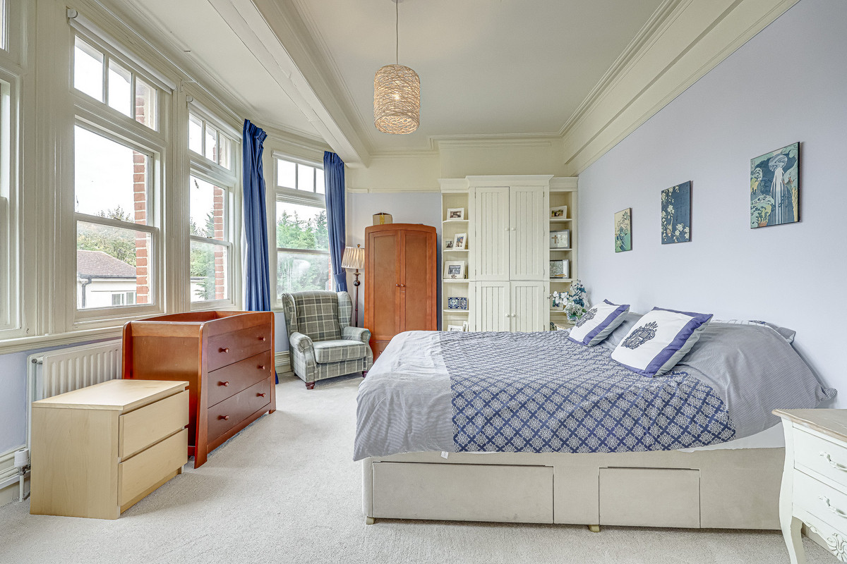 imperial-avenue-westcliff-on-sea-ss0-2