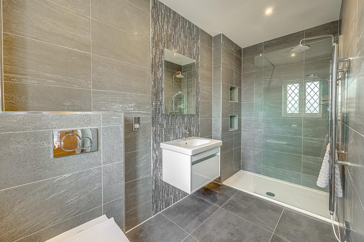 swale-road-benfleet-ss7